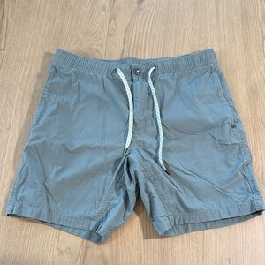 Vuori Men's Ripstop Hiking Gray/ Green Shorts - Large